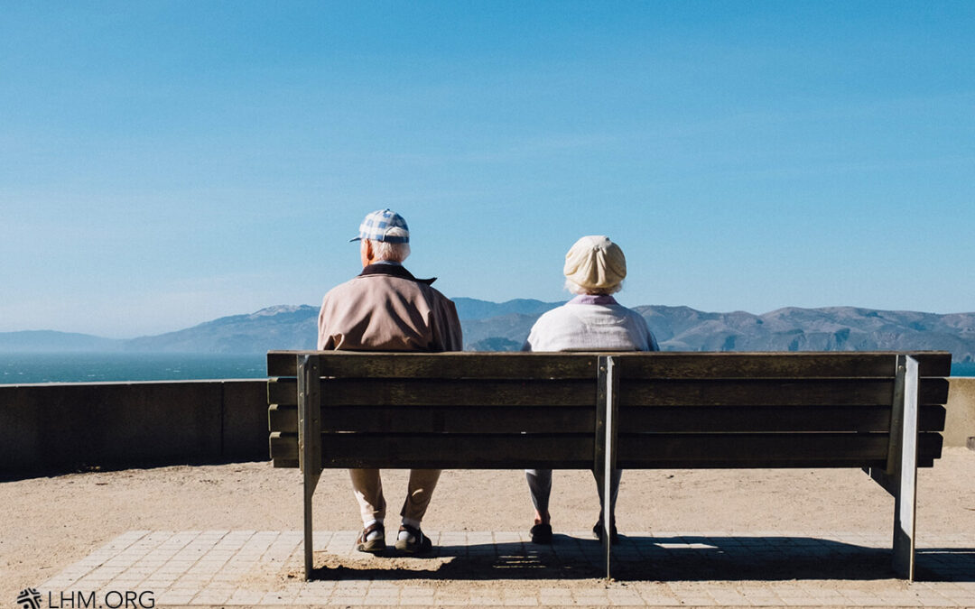 Booklets and Personal Evangelism Encourage Couple