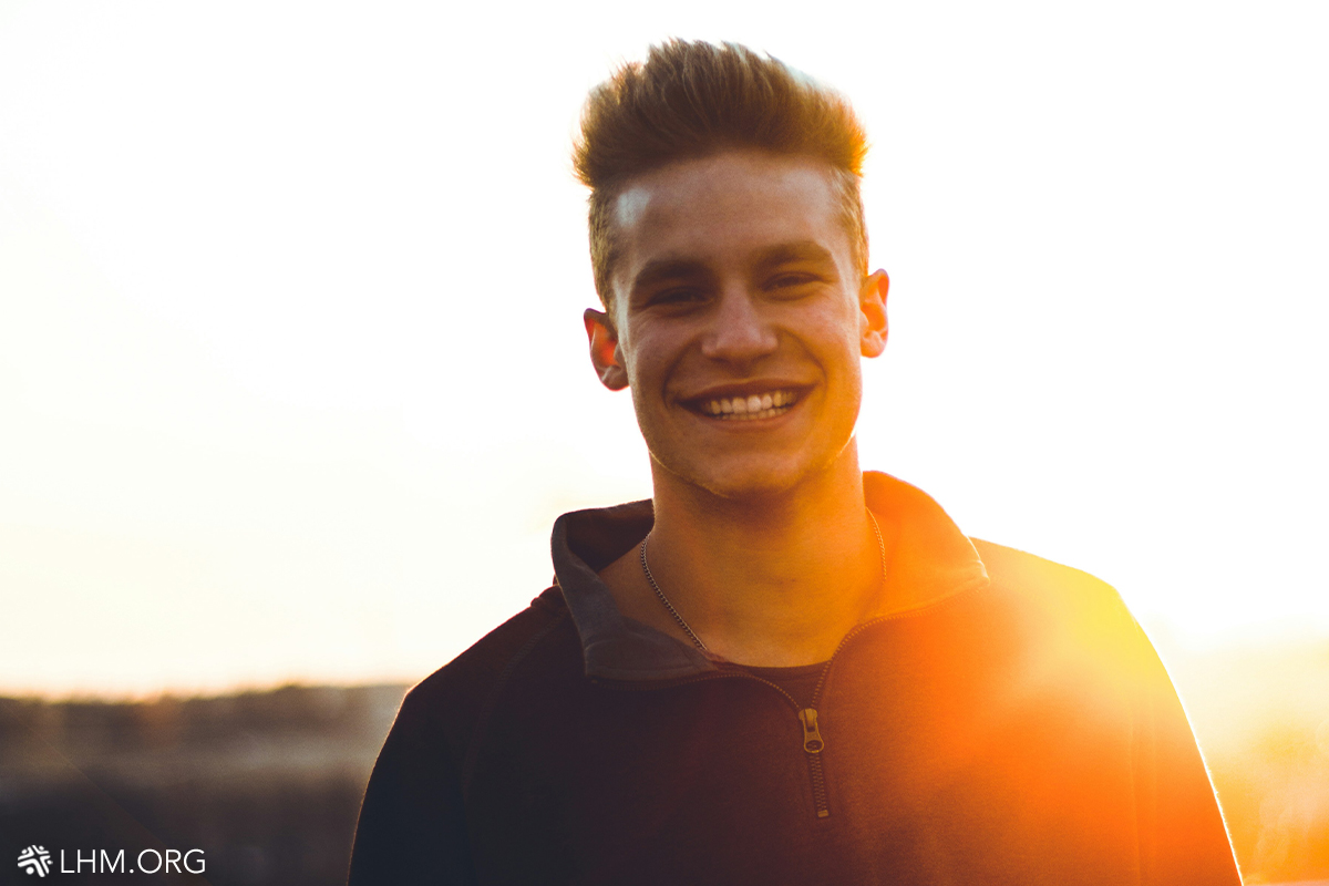 Coworker Helps Man Discover the Gospel